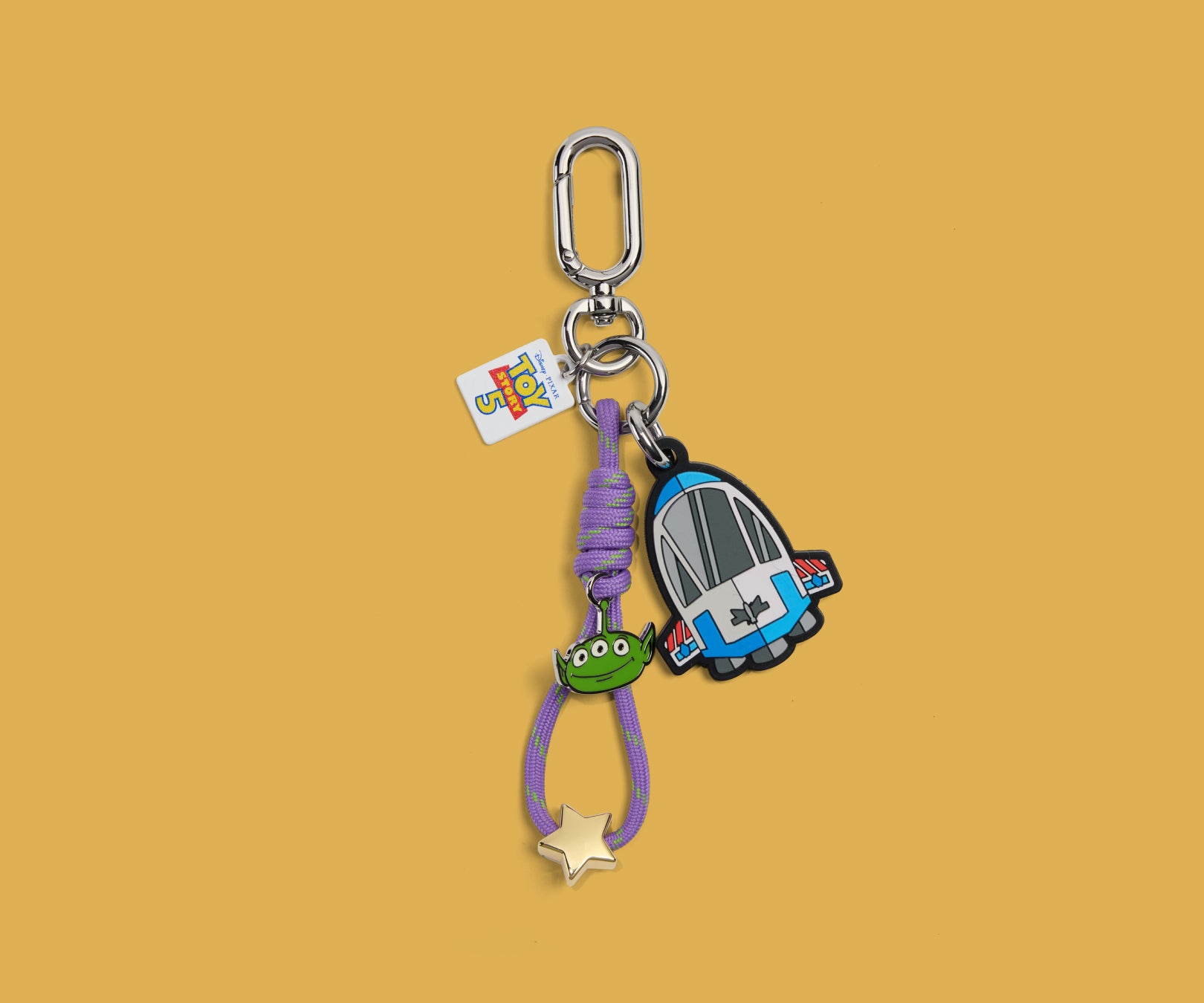 06TS26-PR_PDP_ToyStory_Charm_Alien_01.jpg