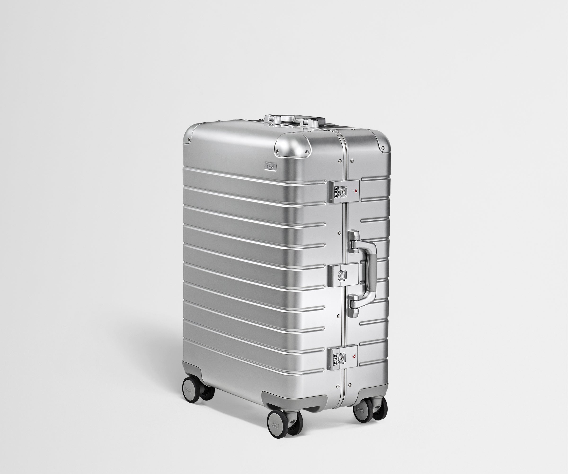 PDP_Aluminum_Silver_Medium_03_c2fa2490-b9d5-42c2-bb05-7b3ceecfffcb.jpg