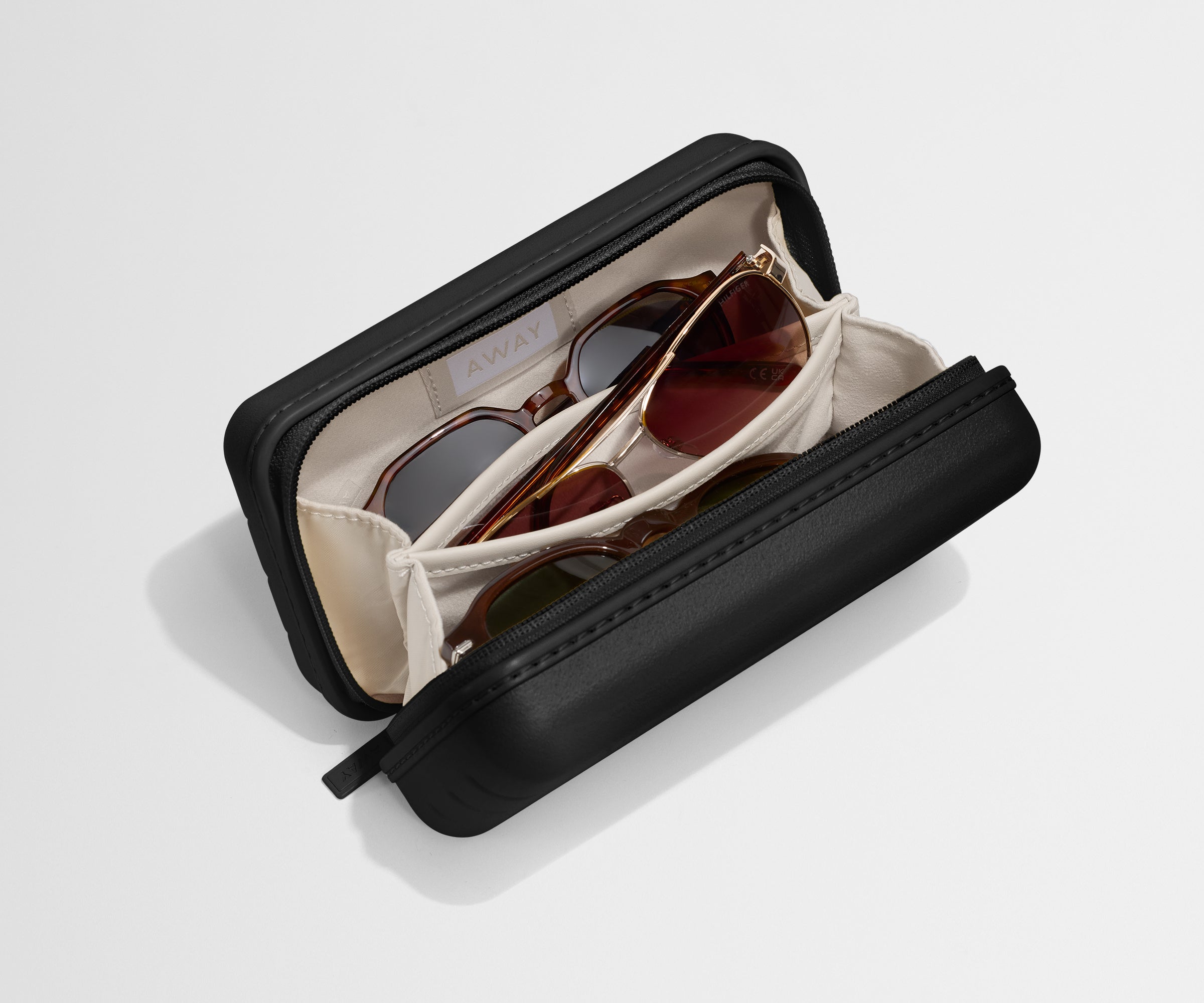 PDP_Beach_Sunglasses_Black_04.jpg