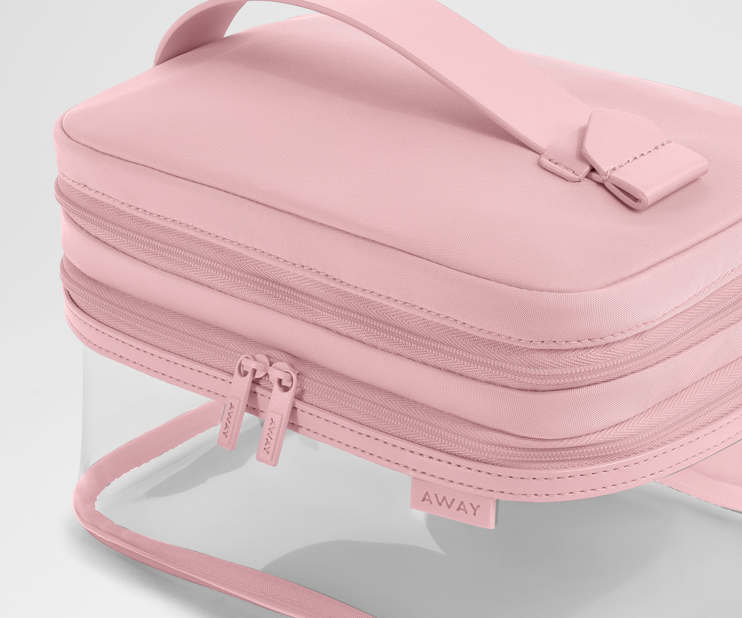 PDP_CosmeticCase_Clear_Blush_03.jpg