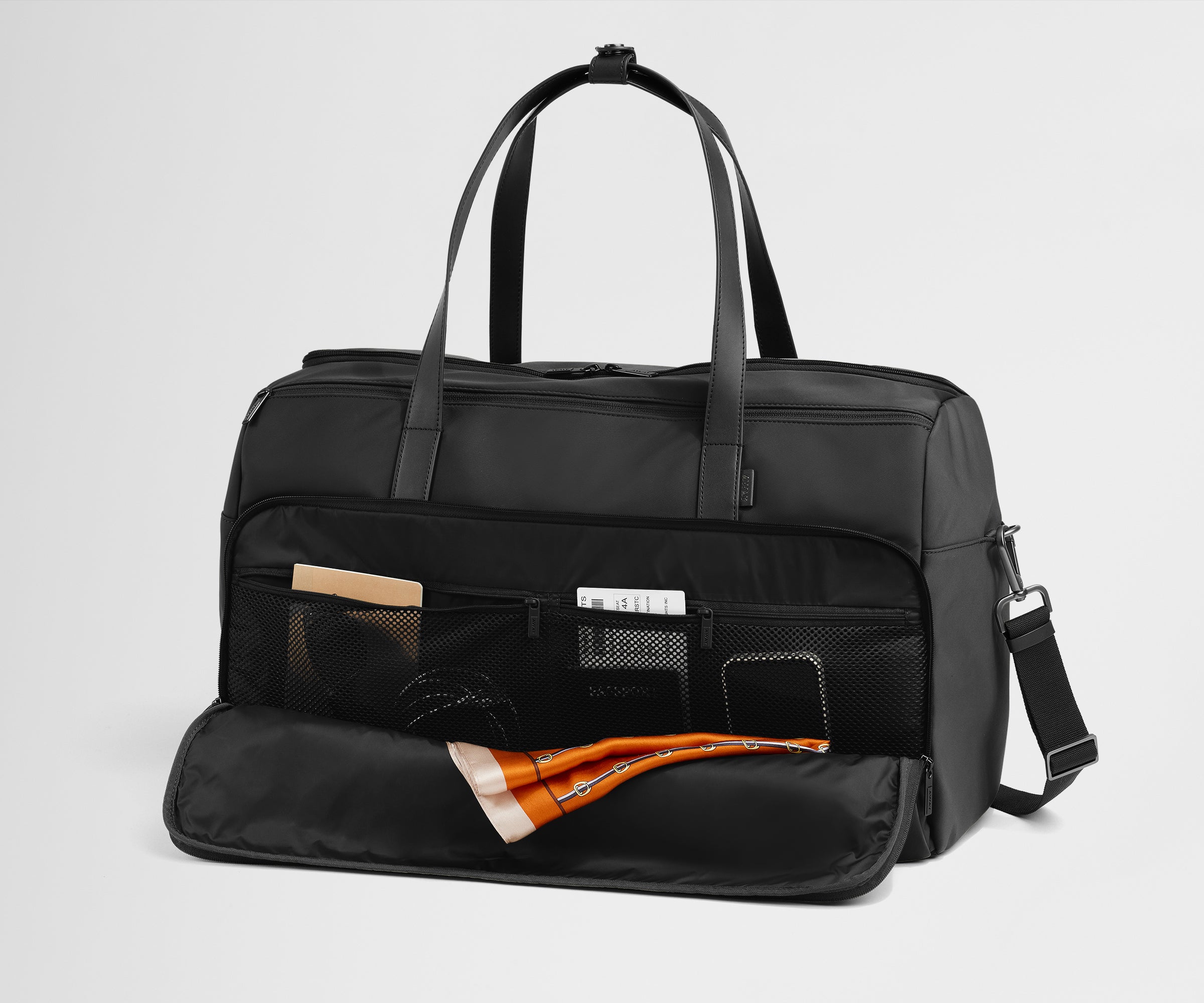 PDP_Garment_Duffle_Black_03.jpg
