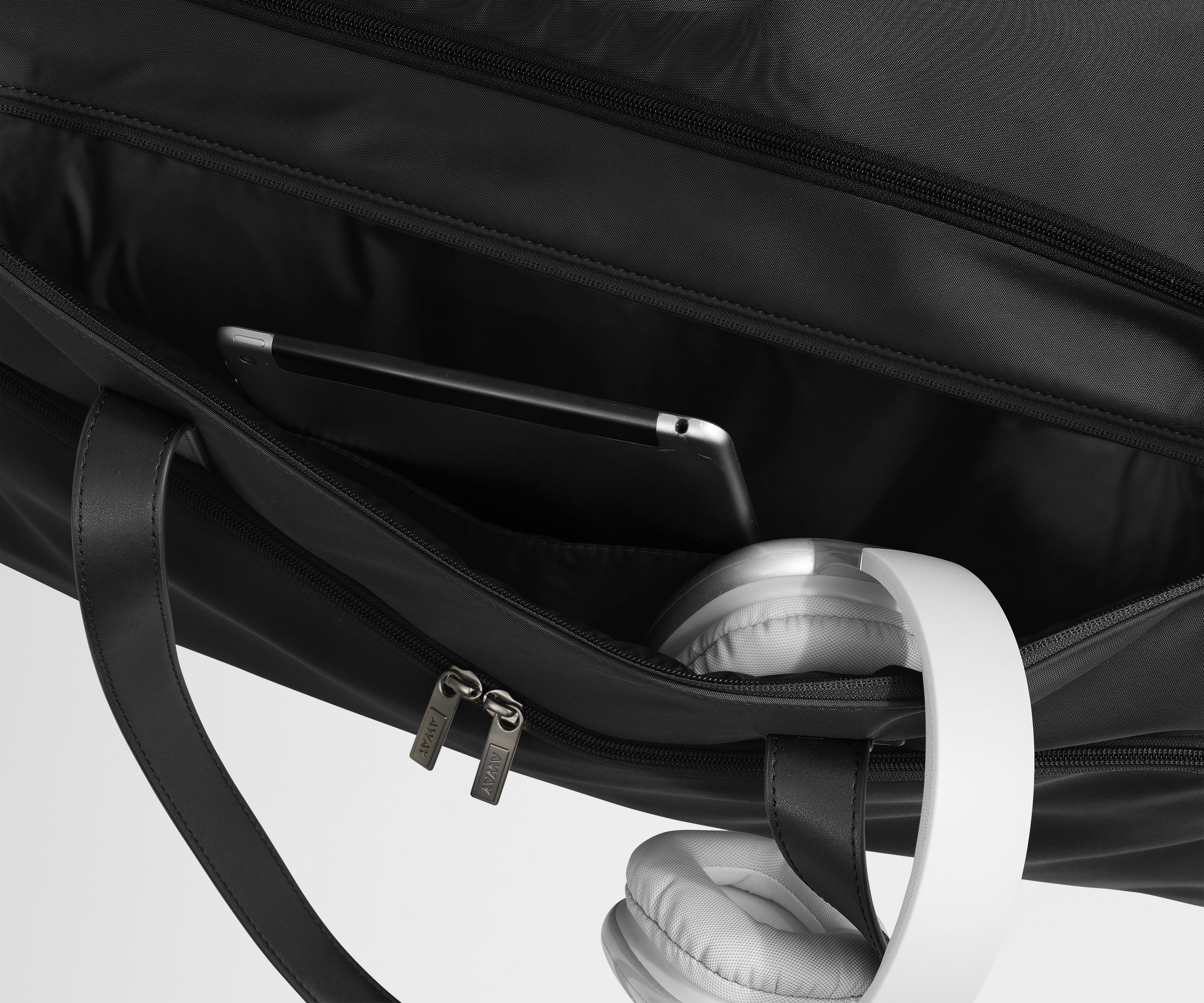 PDP_Garment_Duffle_Black_05.jpg