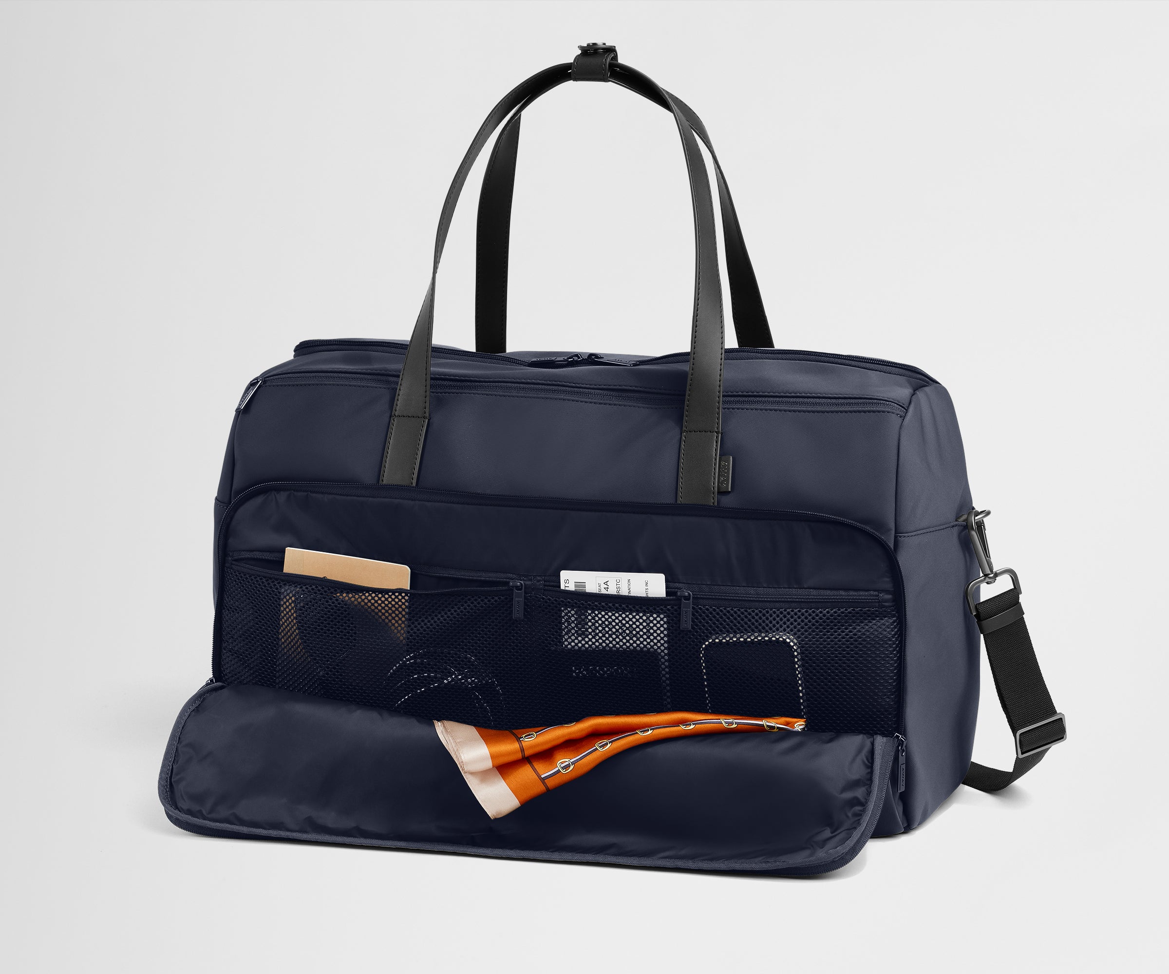 PDP_Garment_Duffle_Navy_03.jpg