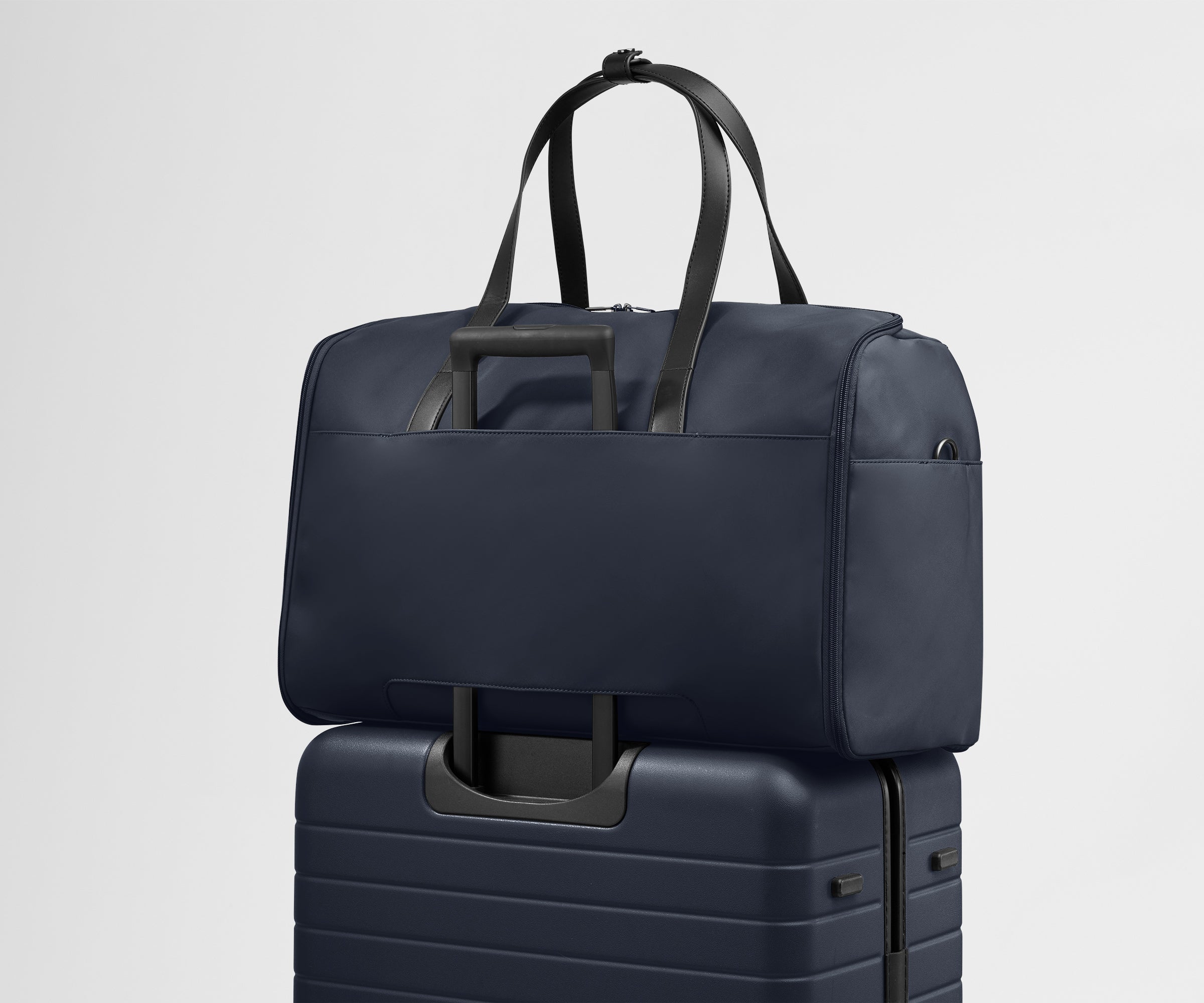 PDP_Garment_Duffle_Navy_06.jpg