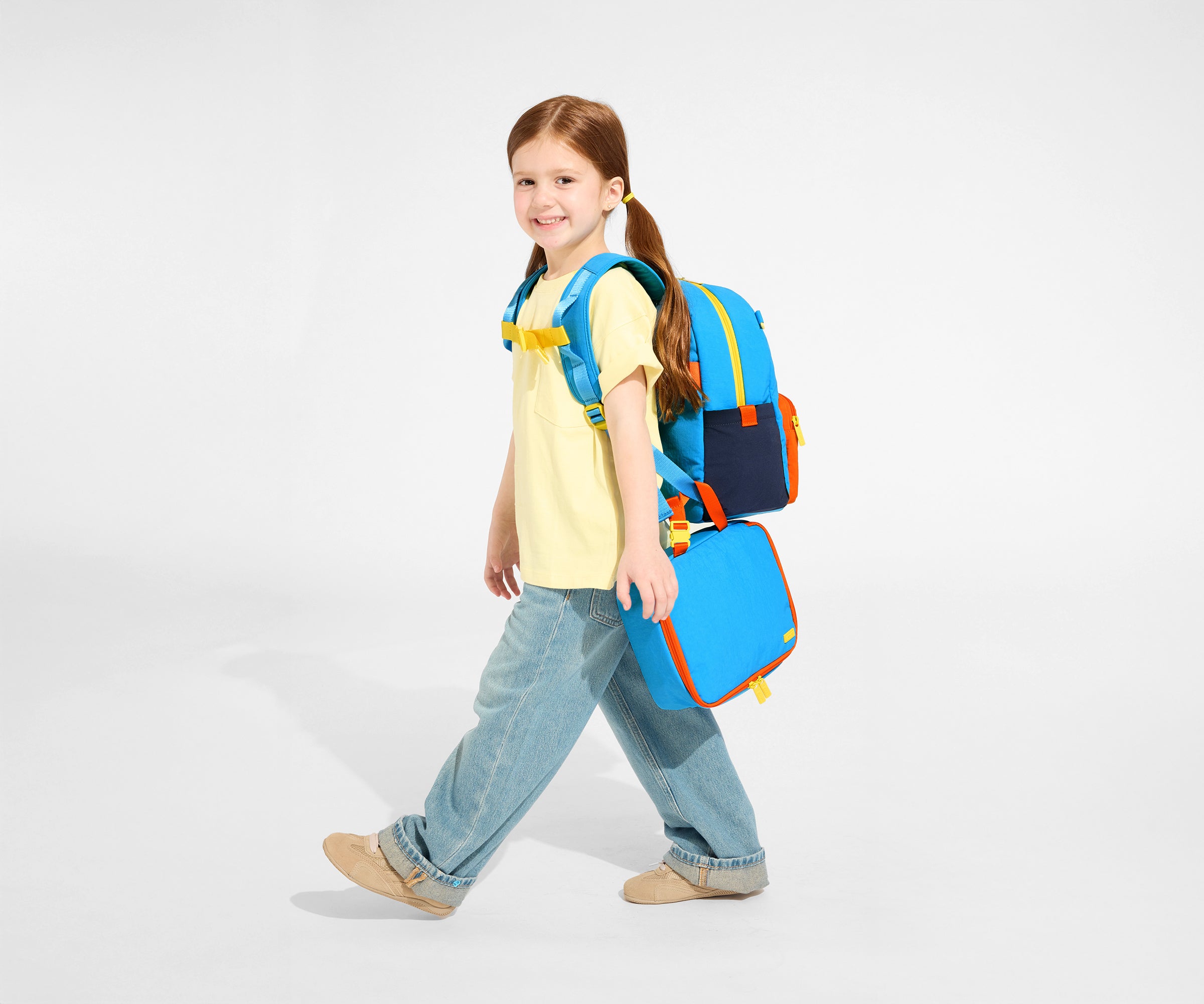 PDP_Kids_LunchBox_Blue_Talent_02.jpg