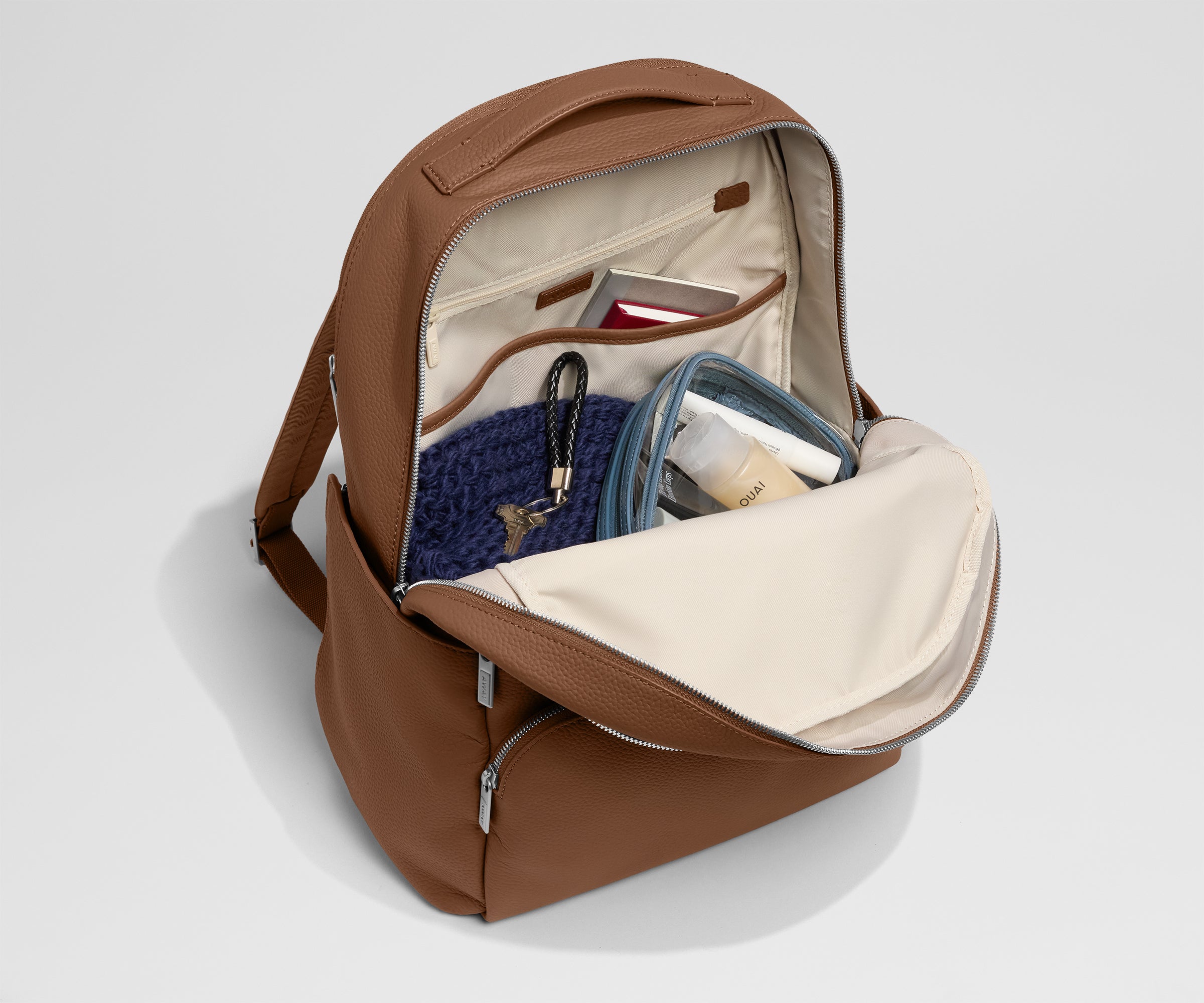 PDP_MeridianLeather_Backpack_Brown_MainPocket.jpg