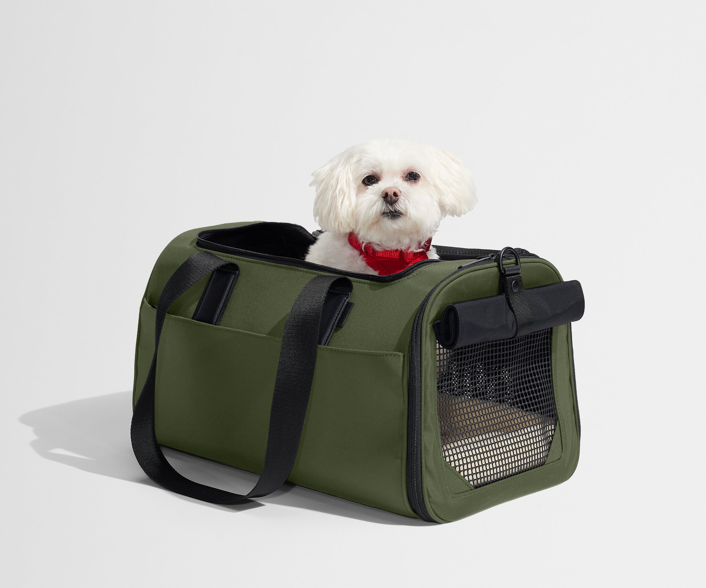 PDP_PetCarrier_Olive_06.jpg