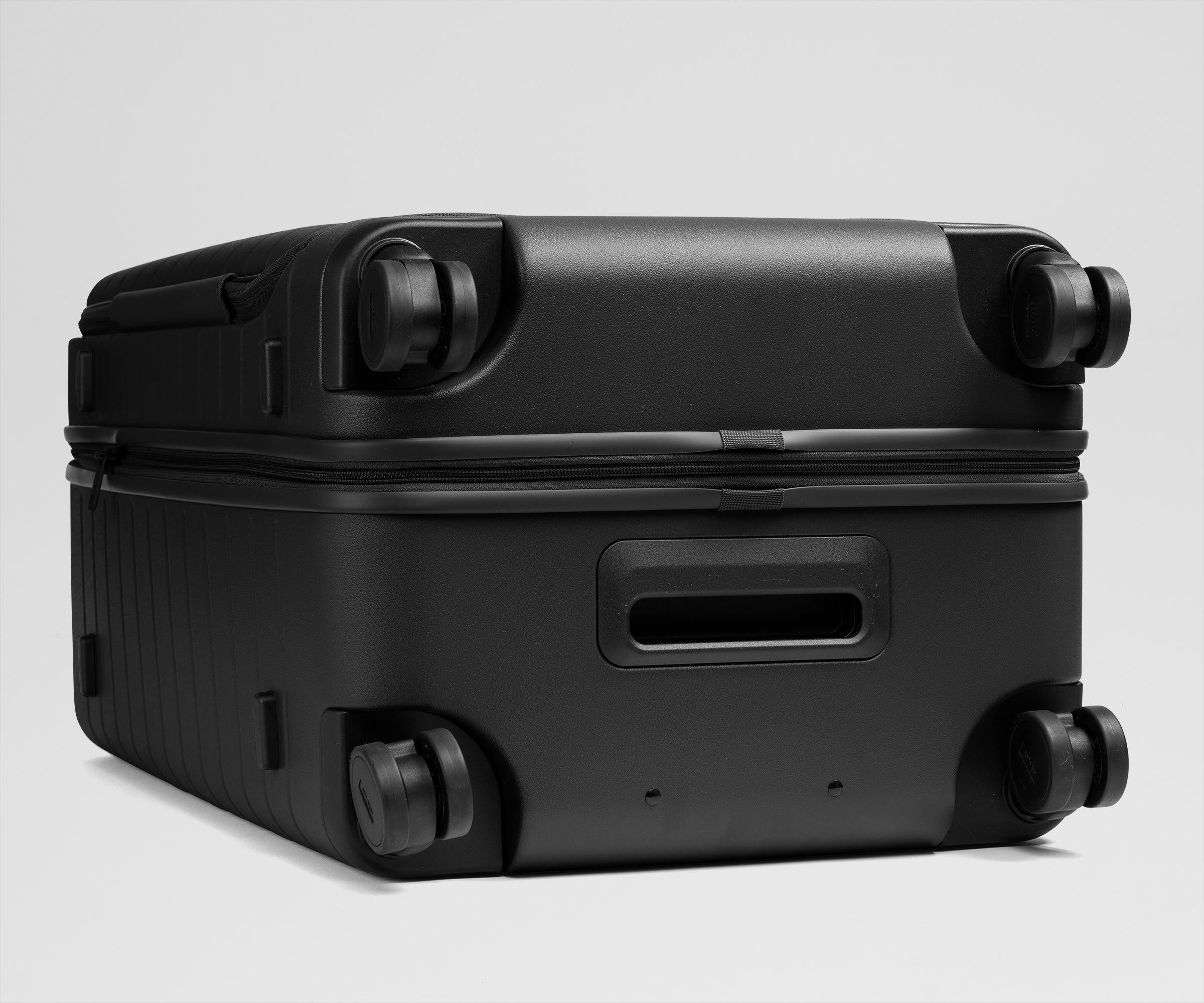PDP_Topside_Black_MED_06.jpg