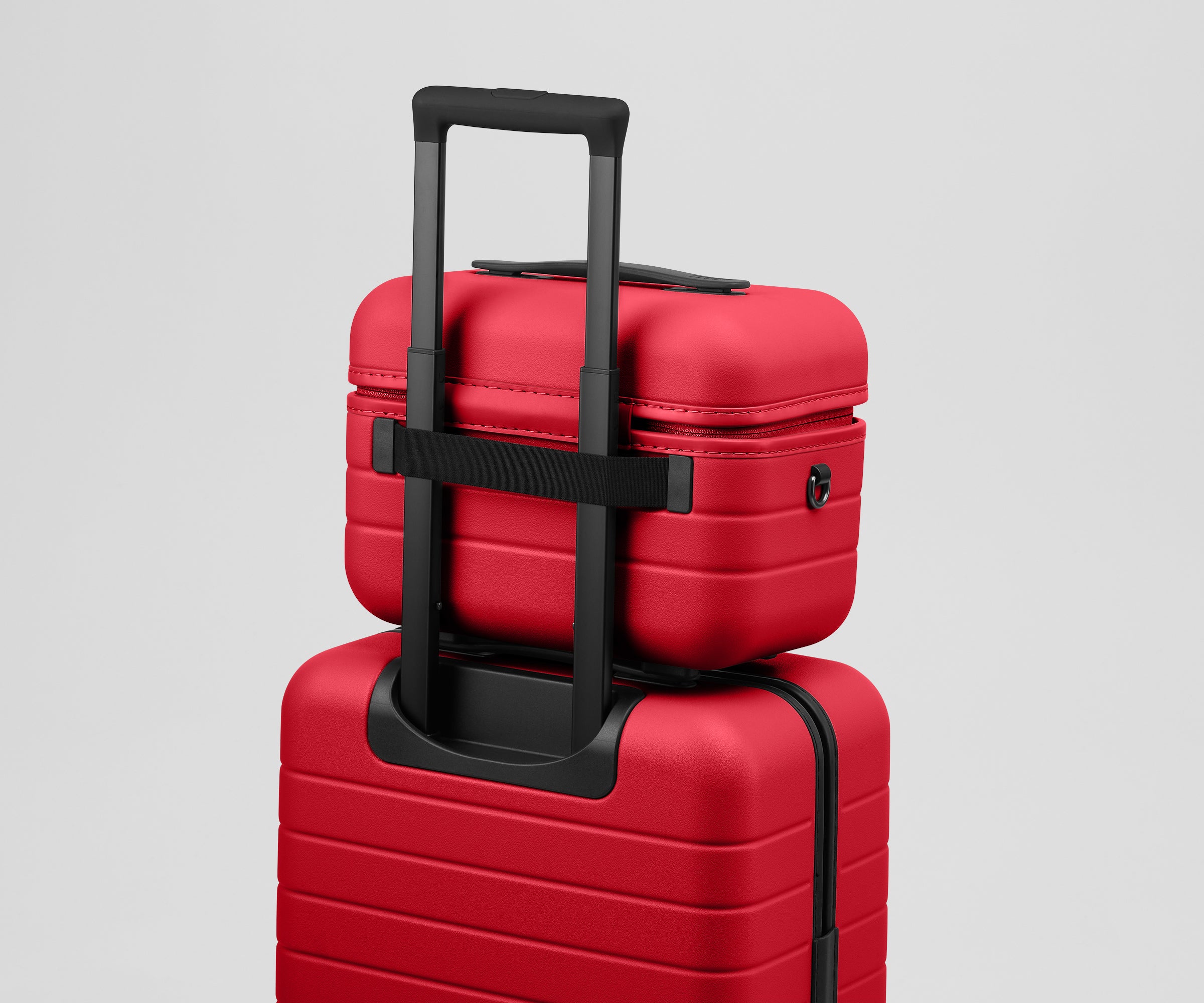 PDP_TrainCase_Cherry_07.jpg